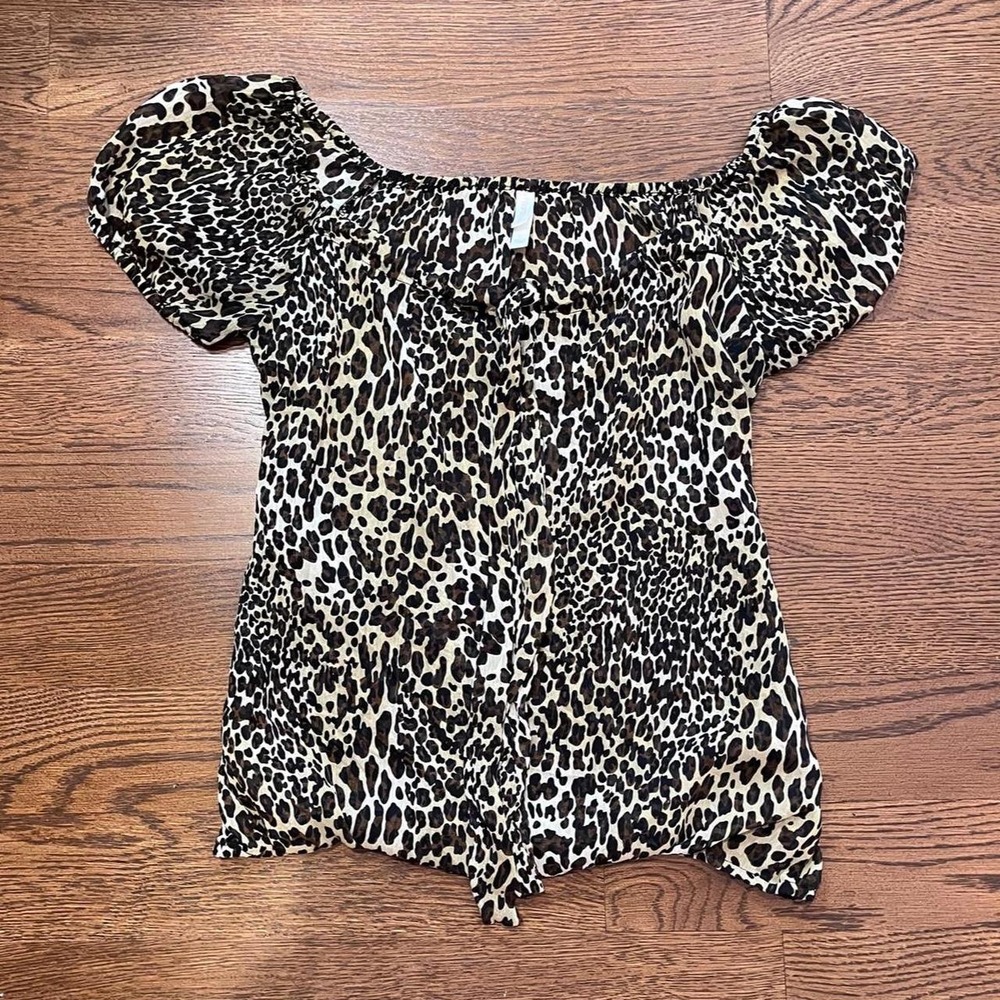 ⭐y2k cheetah print semi sheer tie milkmaid top small